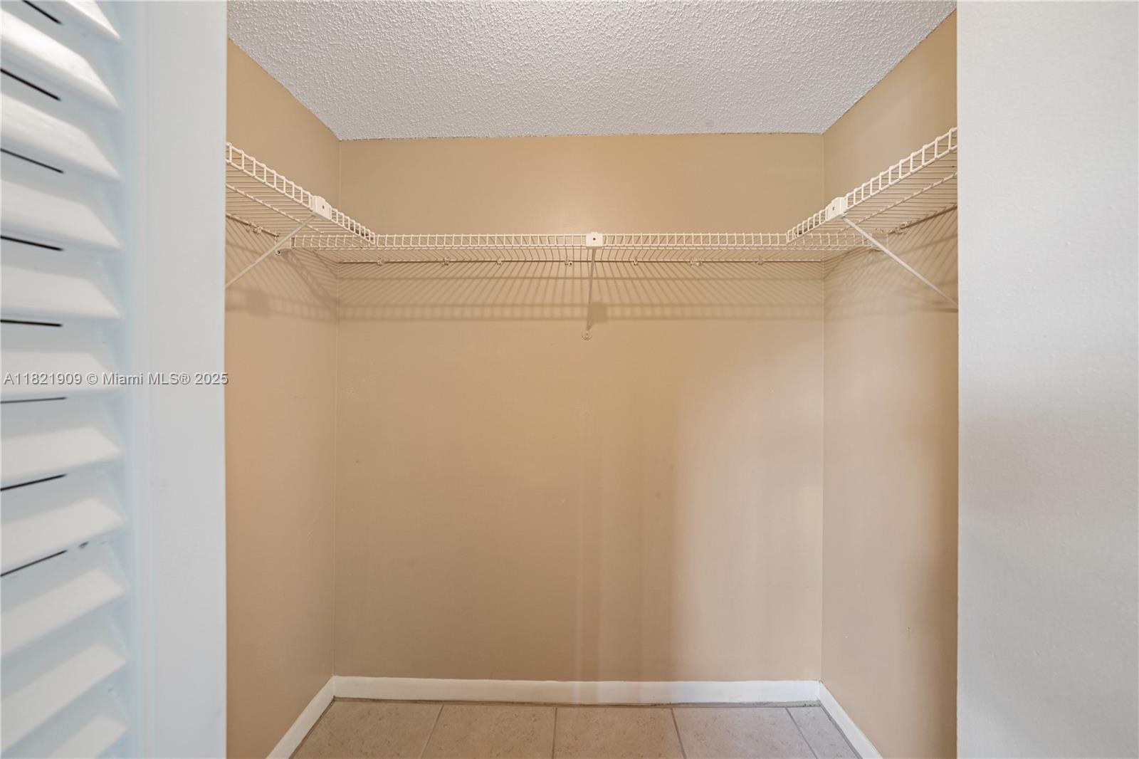 FAIRWAYS OF TAMARAC CONDO - Residential