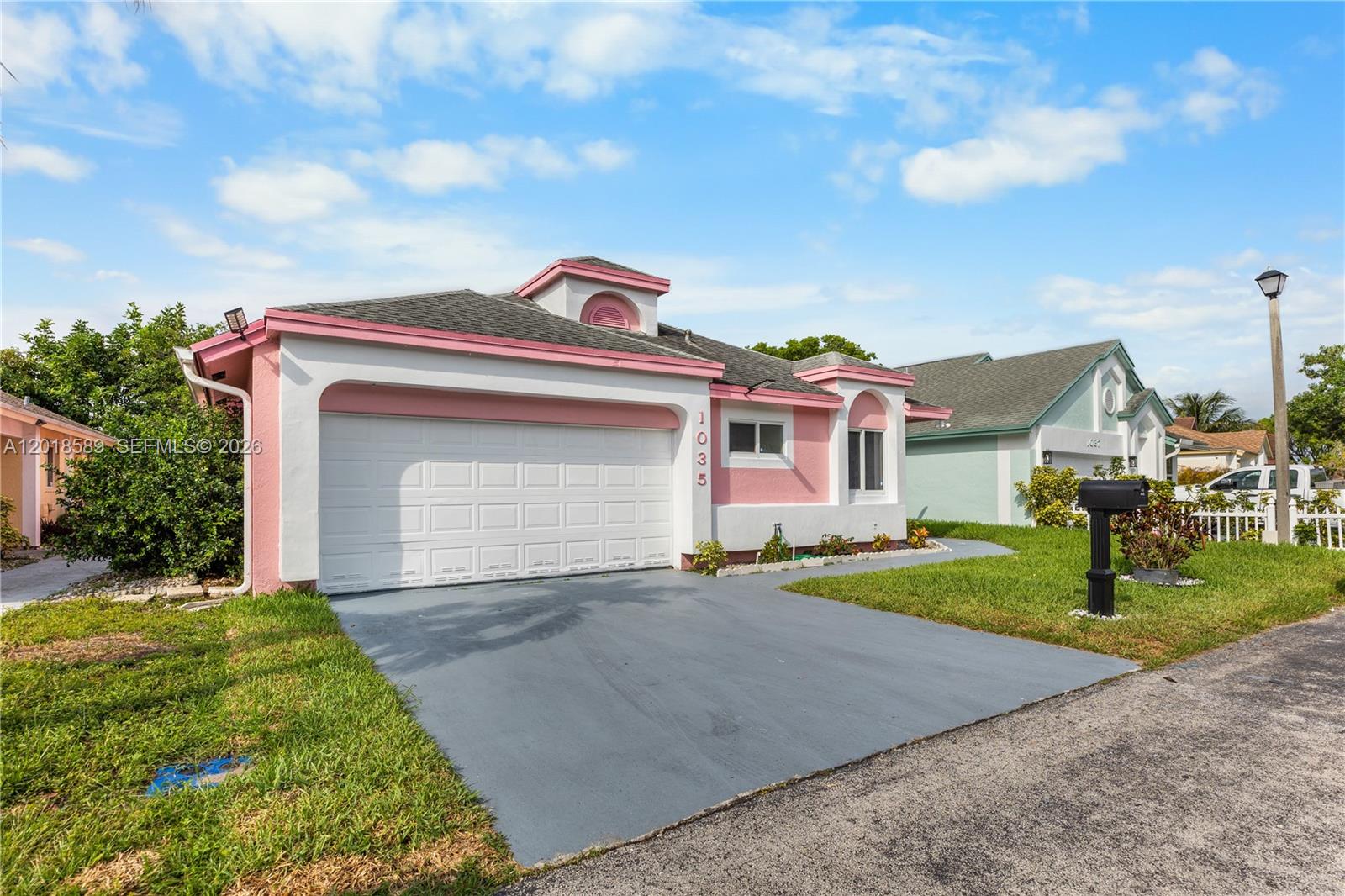 1035 W Jasmine Ln