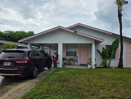 1306 W 23RD ST, RIVIERA BEACH, FL 33404 - Image 608be2e336ffd3feb5ff6ae3e06d94dc/2631314595