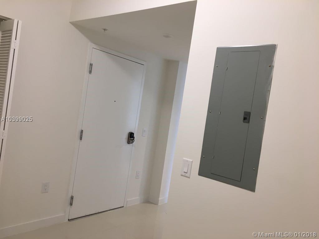 MIDTOWN DORAL - Residential Lease