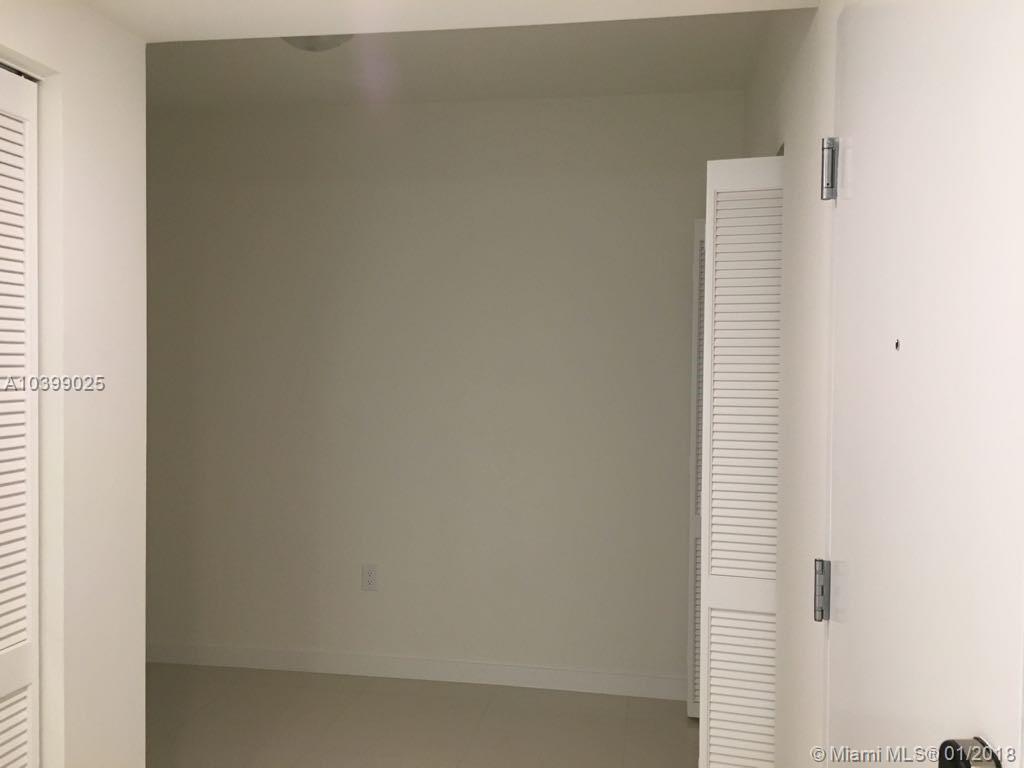 MIDTOWN DORAL - Residential Lease