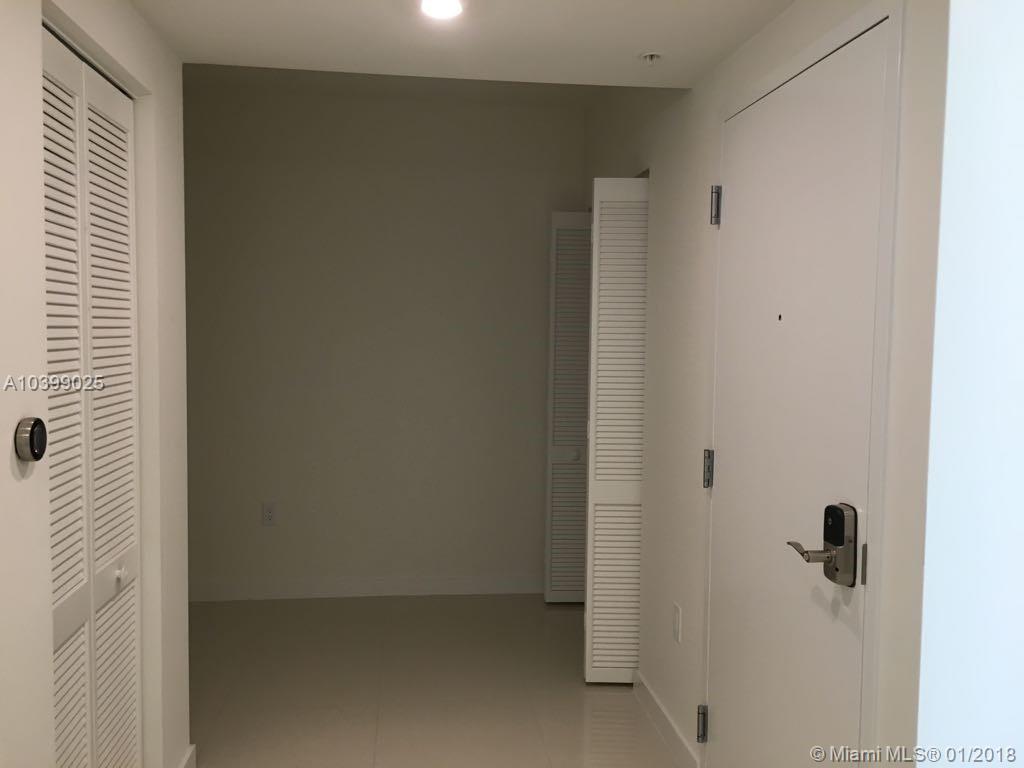 MIDTOWN DORAL - Residential Lease