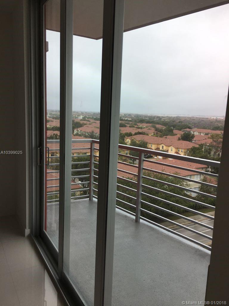 MIDTOWN DORAL - Residential Lease