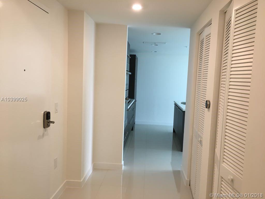 MIDTOWN DORAL - Residential Lease