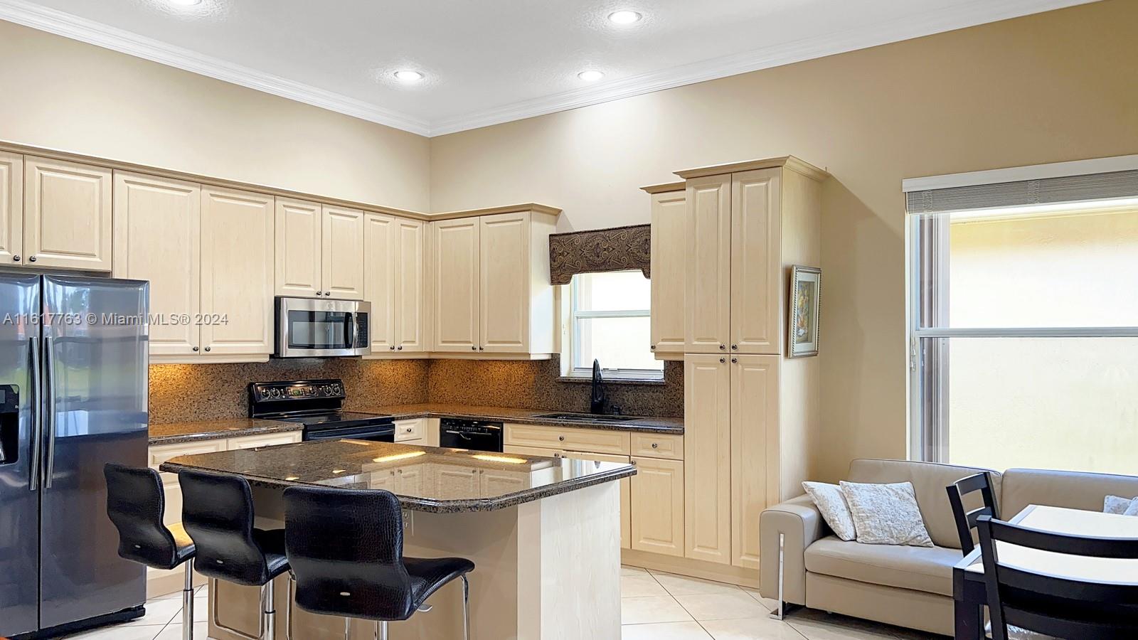 TUSCANY PAR A/B - Residential