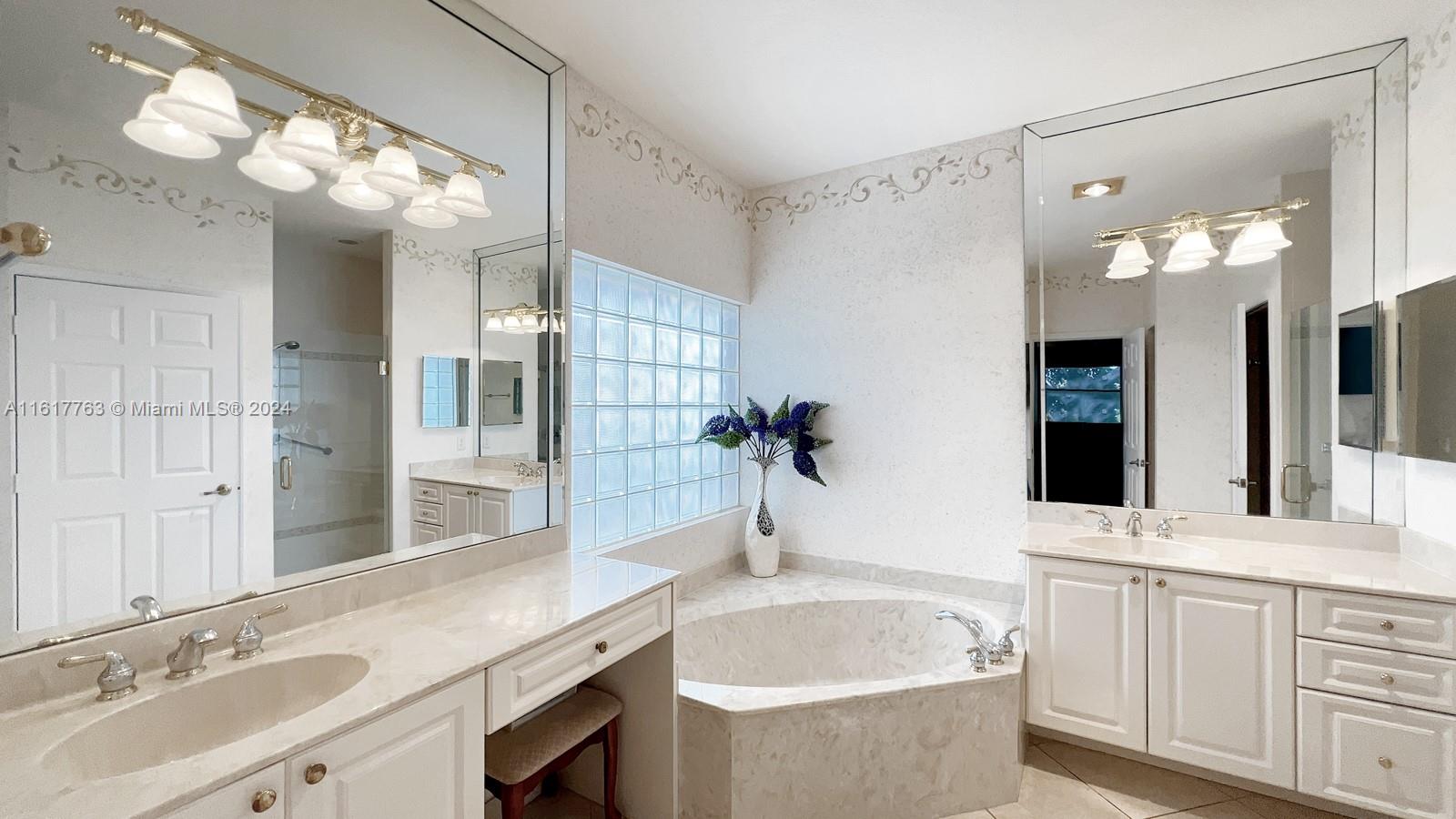TUSCANY PAR A/B - Residential