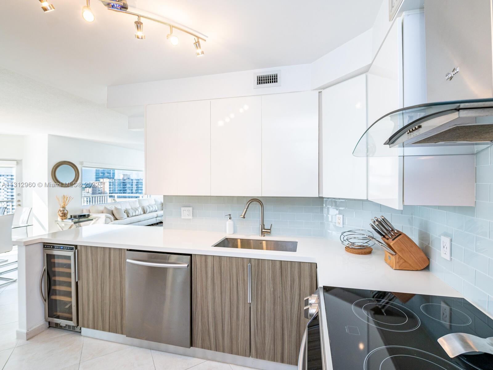 HEMISPHERES CONDO - Residential