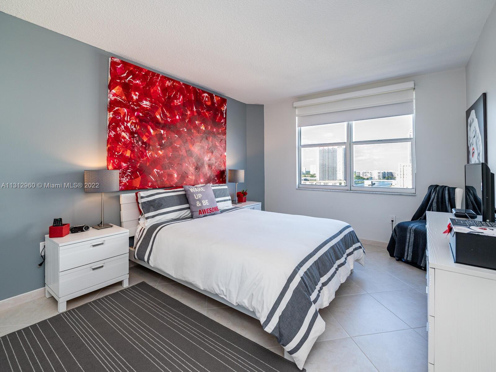 HEMISPHERES CONDO - Residential