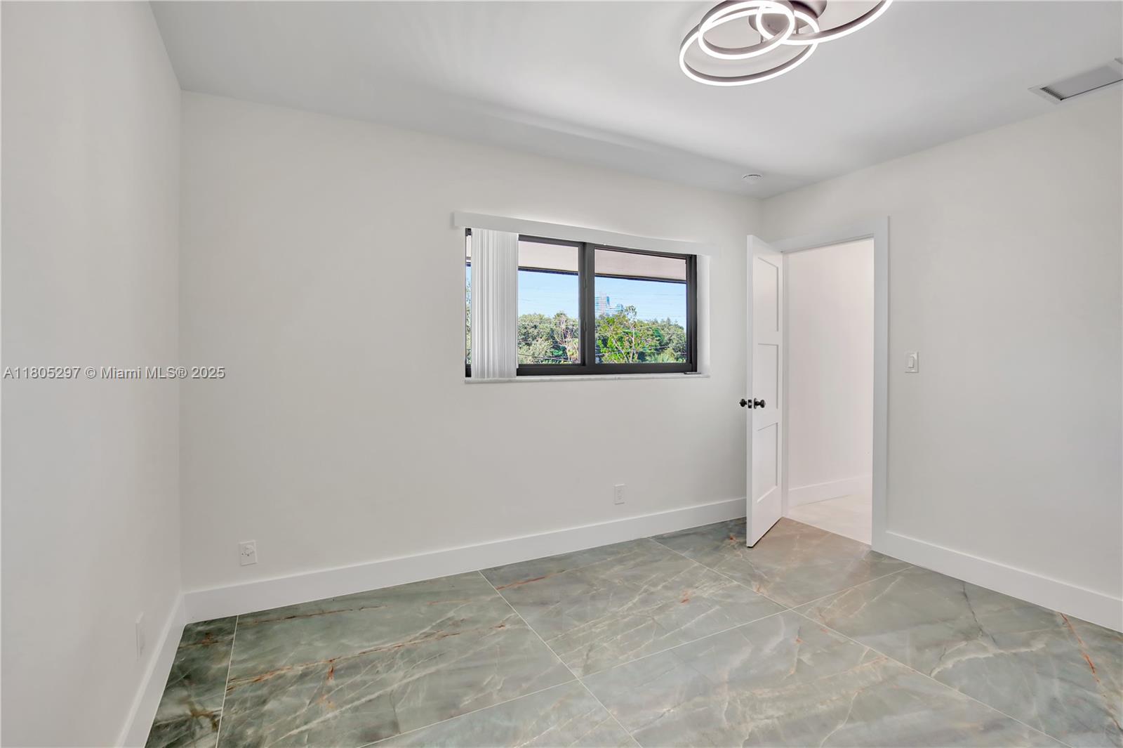 REED LAND CO - Residential Lease