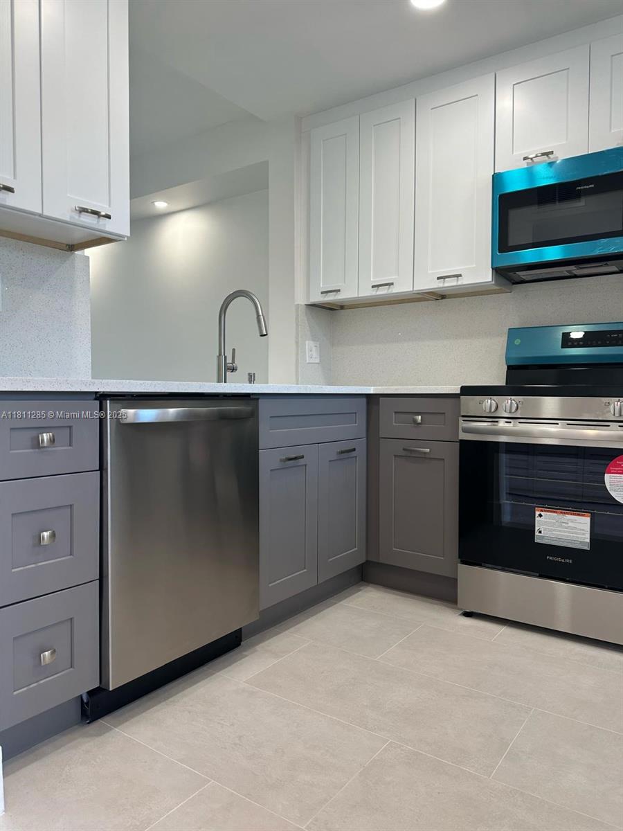 BOCA COVE CONDO - Residential Lease