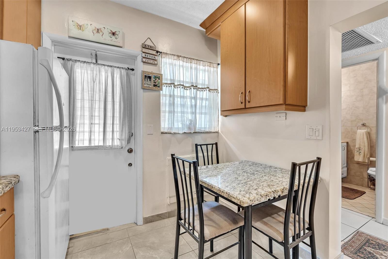 SECOND GULFSTREAM GARDEN - Residential