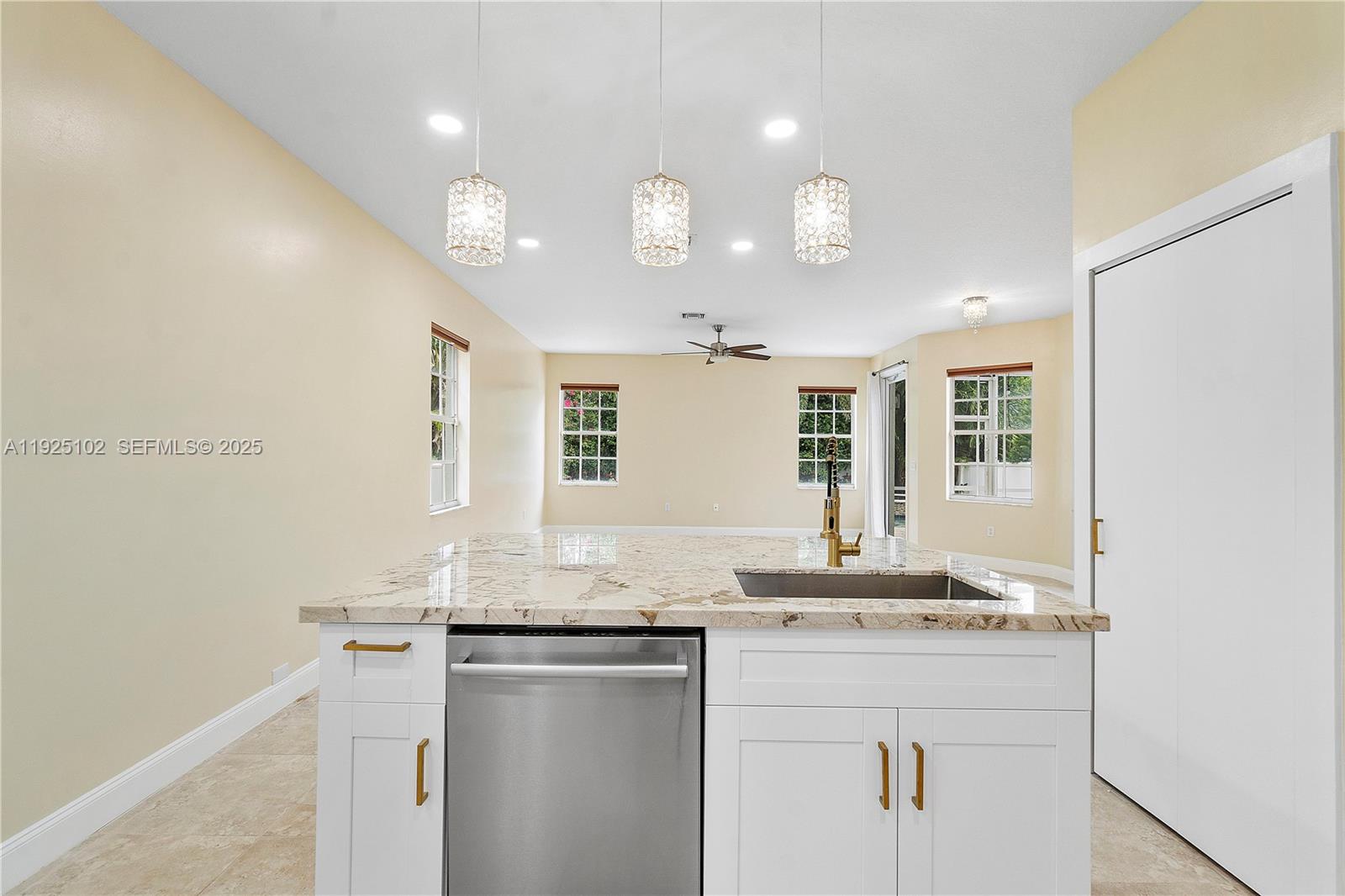 WYNDHAM LAKES NORTH - Residential Lease