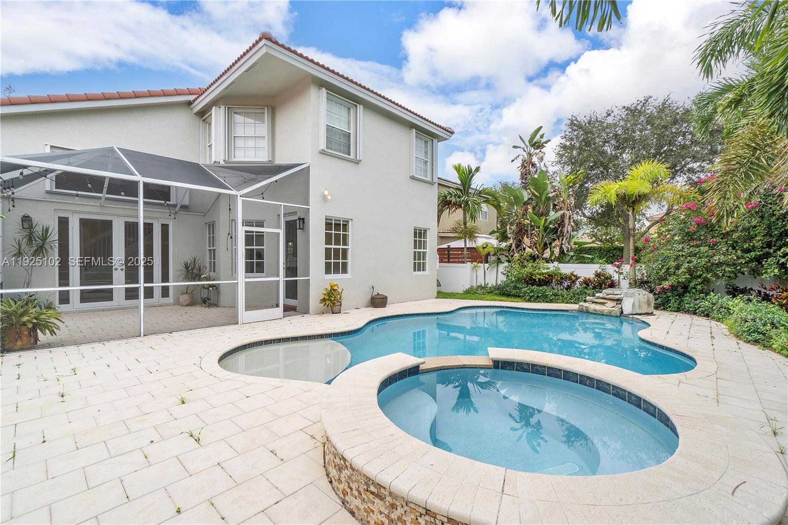 WYNDHAM LAKES NORTH - Residential Lease