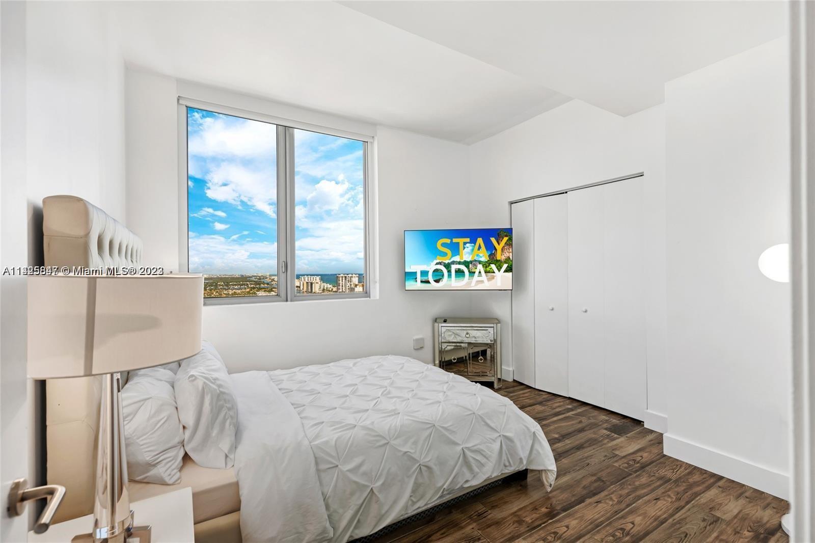 BEACHWALK CONDOMINIUM - Residential