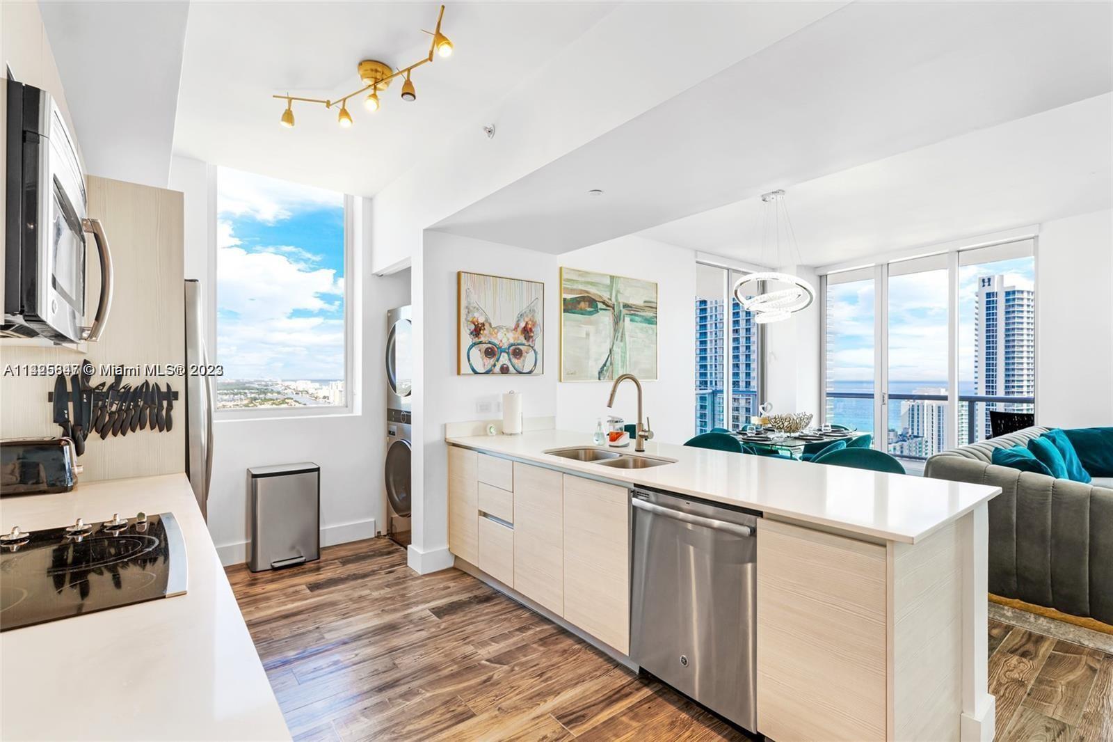 BEACHWALK CONDOMINIUM - Residential