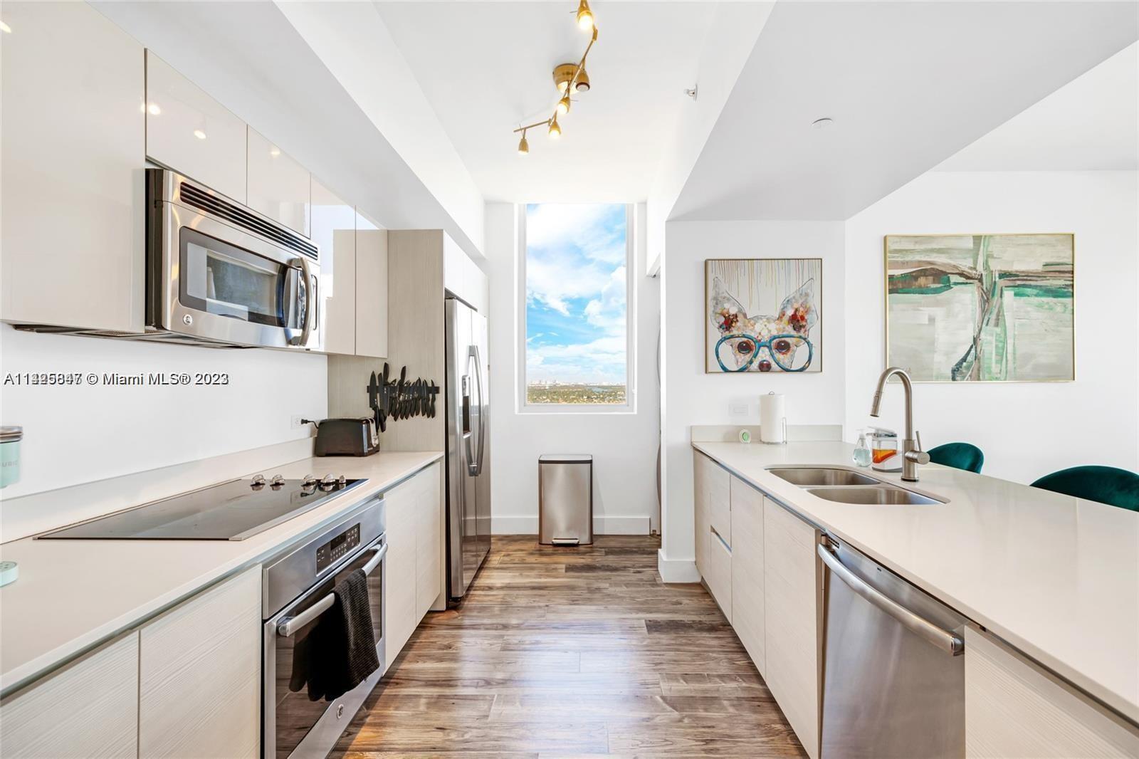 BEACHWALK CONDOMINIUM - Residential