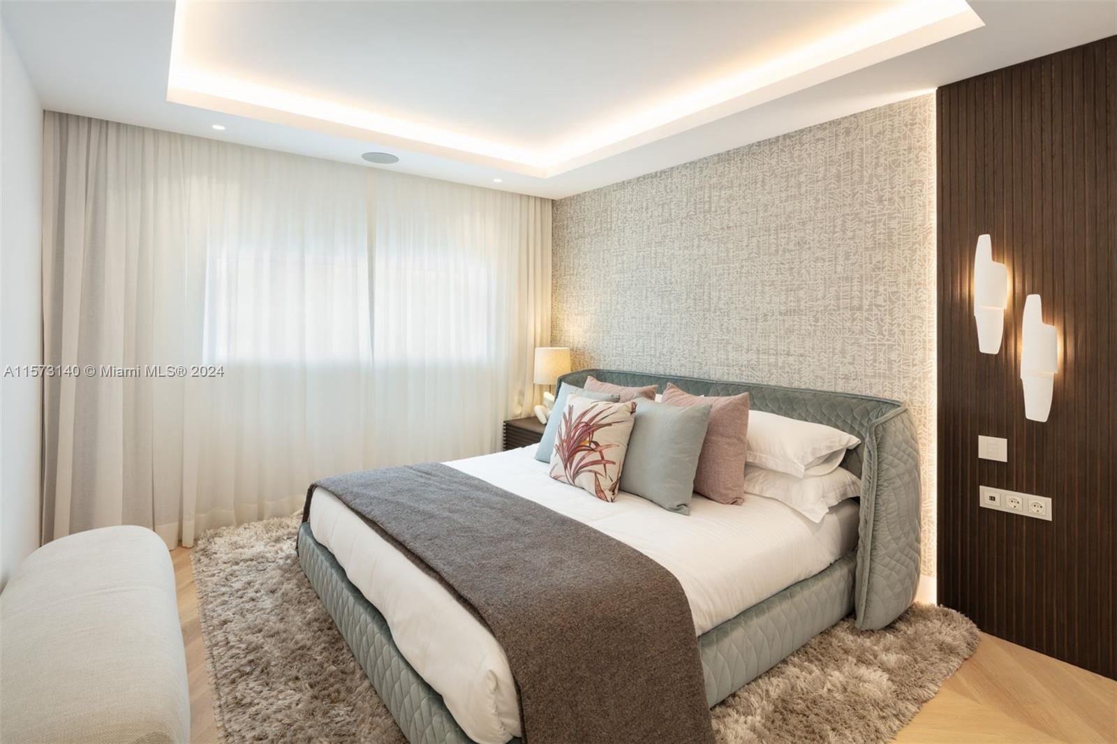 Orquidea, Puente Romano - Residential