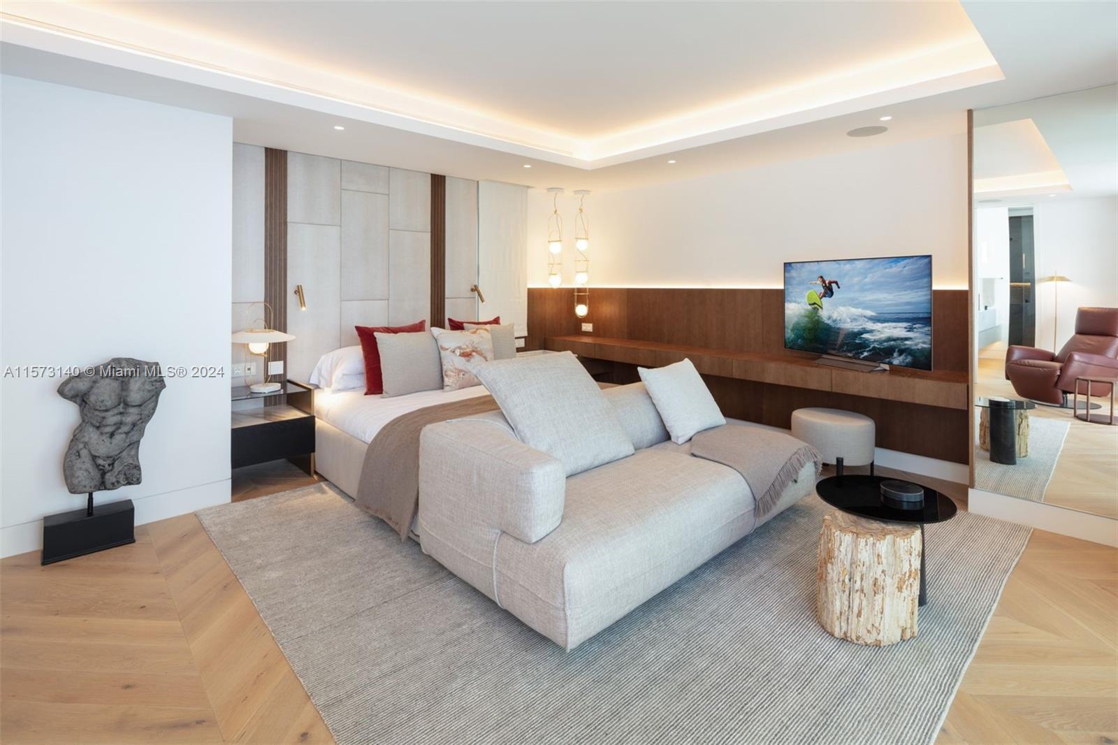 Orquidea, Puente Romano - Residential