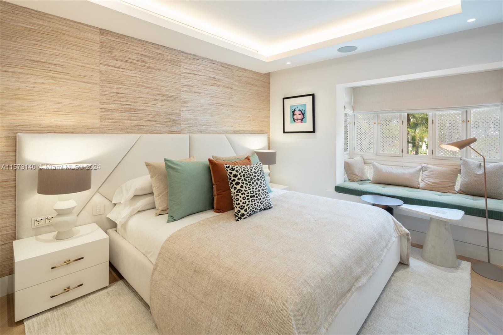 Orquidea, Puente Romano - Residential