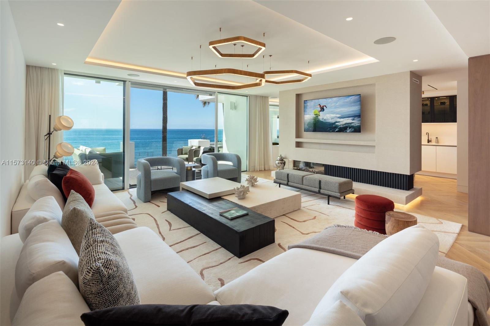 Orquidea, Puente Romano - Residential