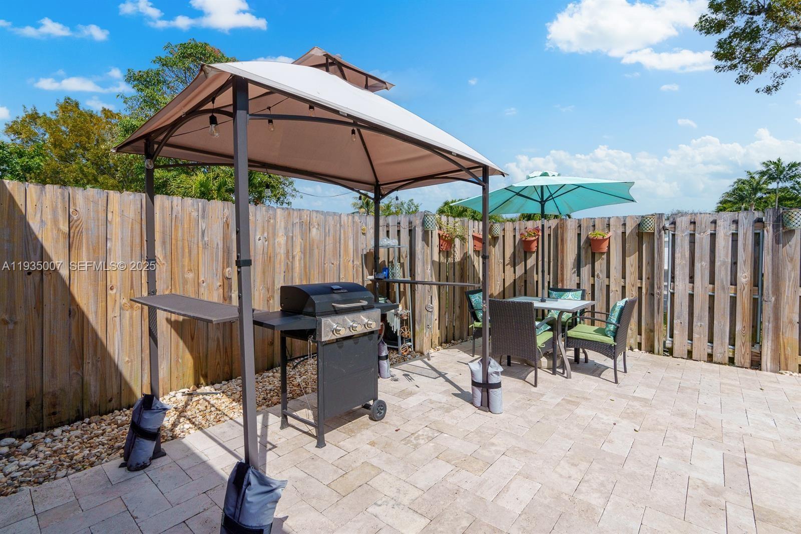 PALM-AIRE VILLAGE SECTION - Residential