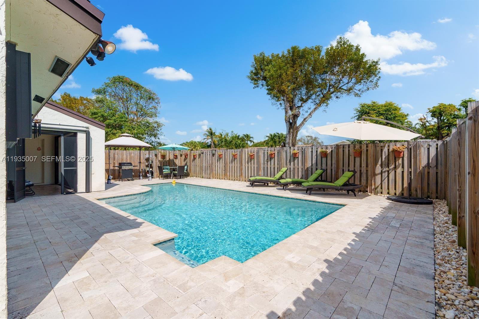 PALM-AIRE VILLAGE SECTION - Residential