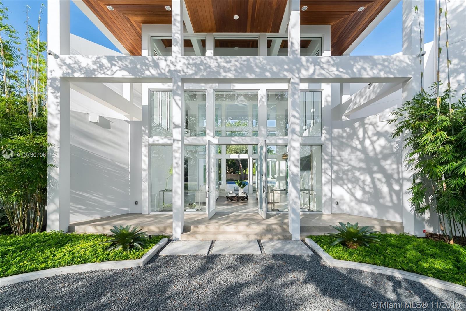 CORAL HILL - Residential