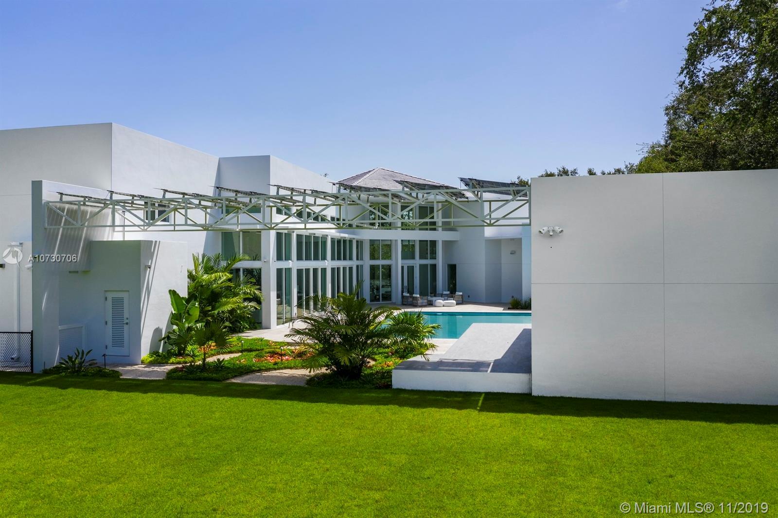 CORAL HILL - Residential