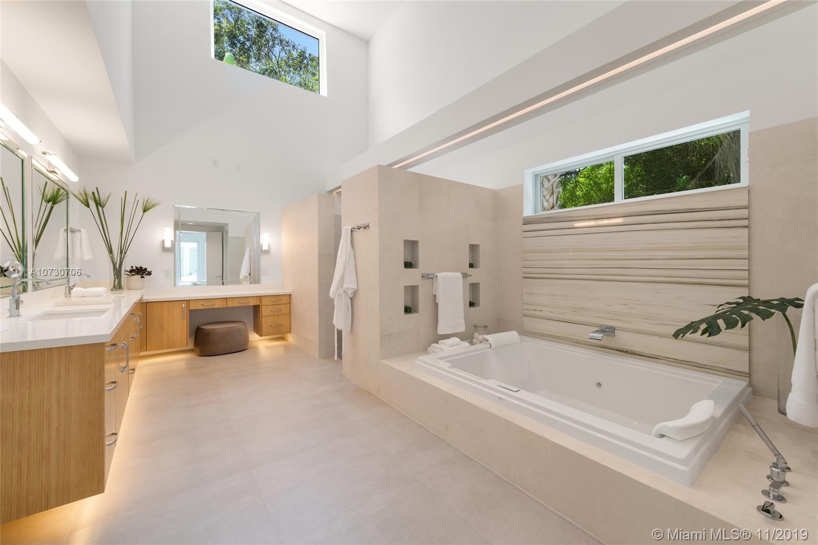 CORAL HILL - Residential