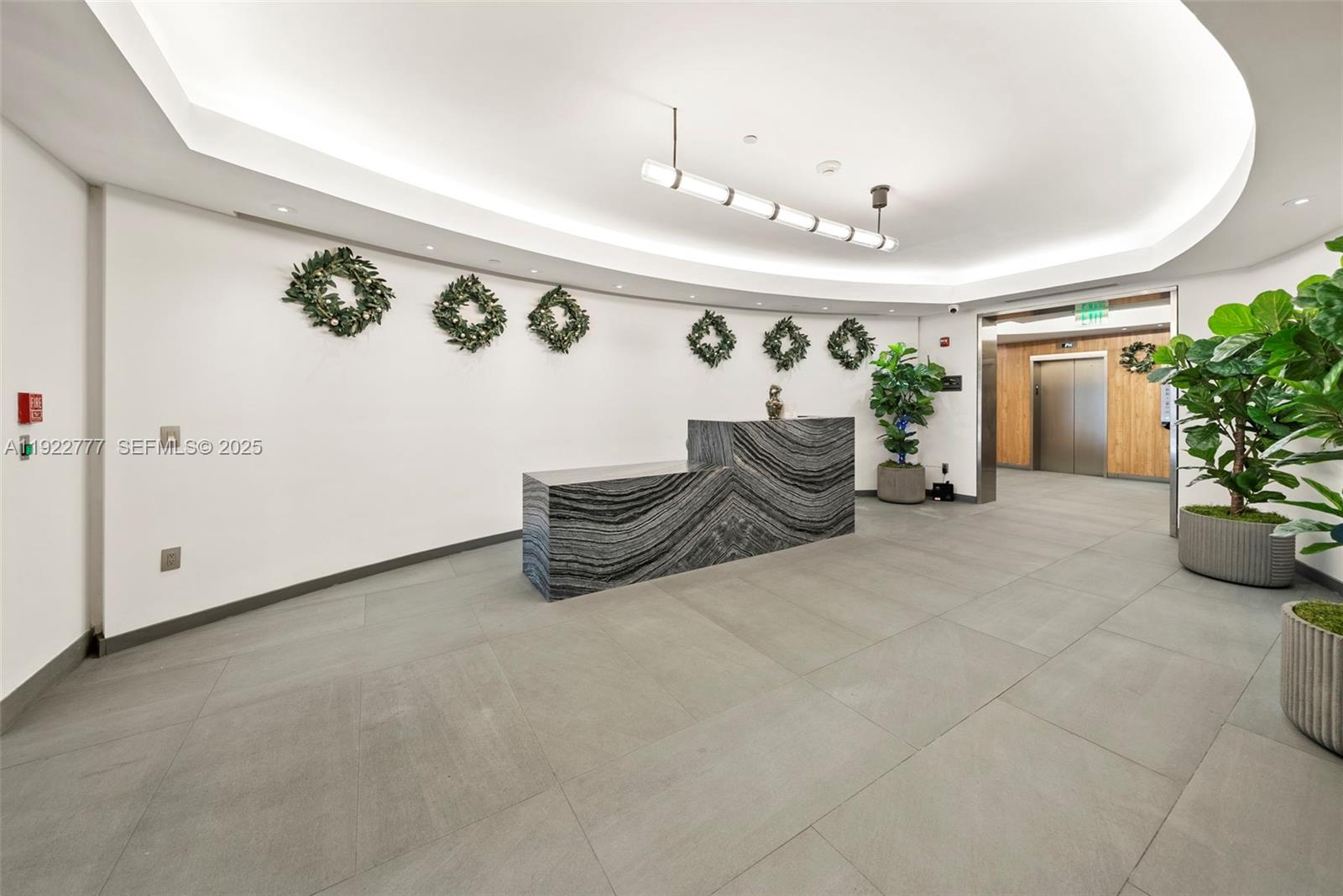 1680 Michigan Ave PH1A-PH1D