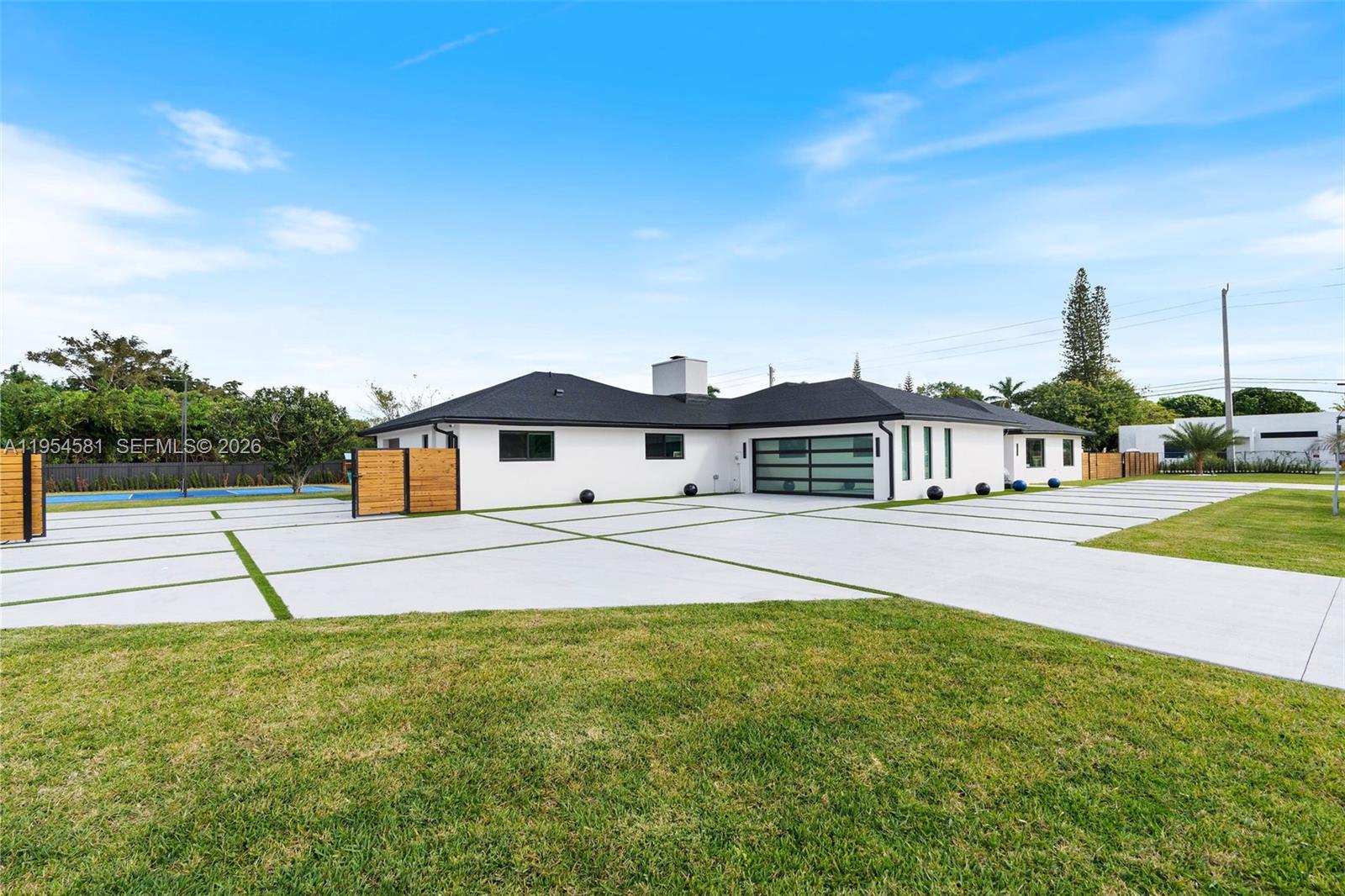 TRIPLETTS ADDN TO GOULDS - Residential