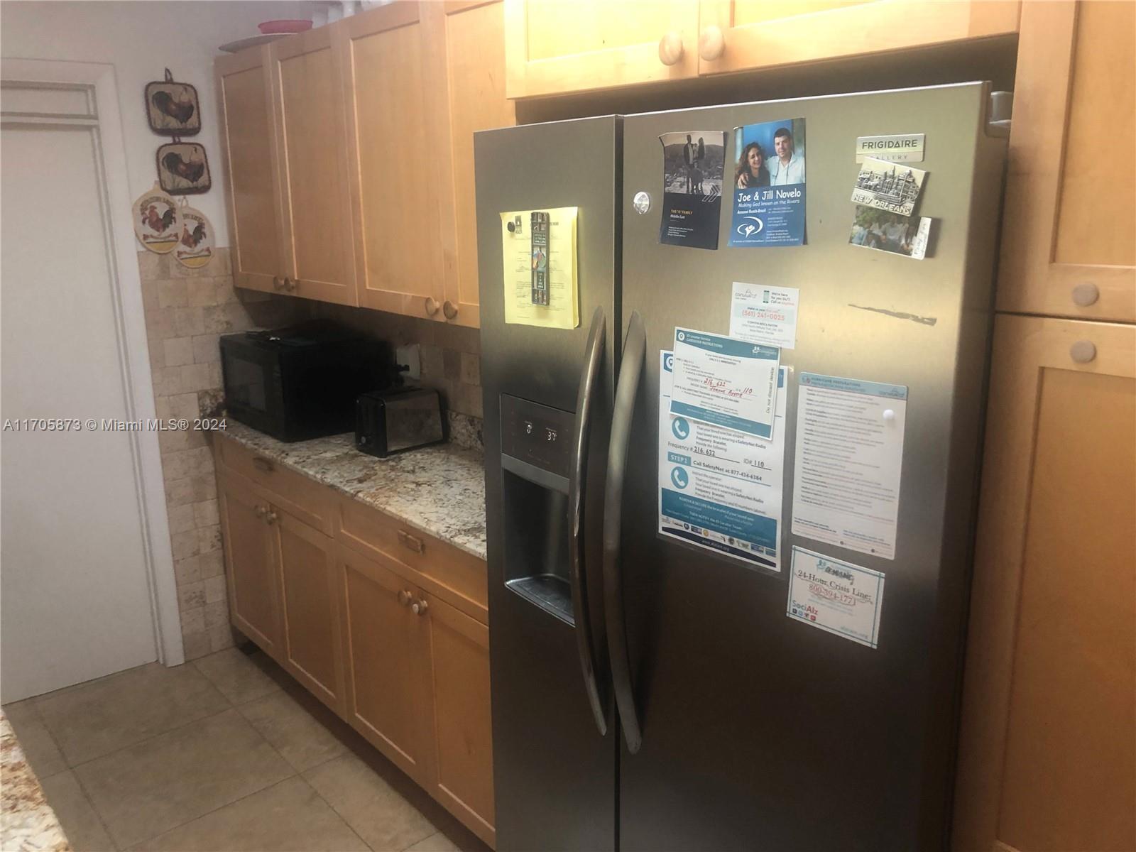 BOCA RATON HILLS SEC 3 - Residential