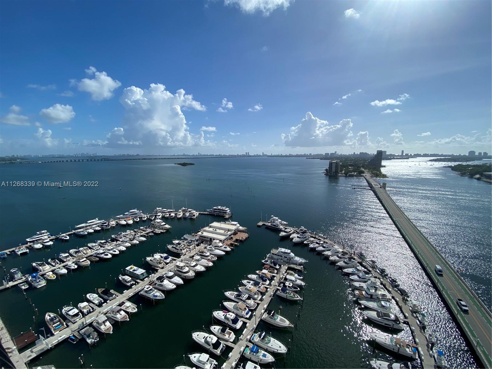 Spectacular Biscayne Bay view !!!- Bright and spacious 1 Bed, 1.5Bath apartment at Venetia Condominium. Granite kitchen countertop and stain steel appliances. Tile throughout the unit. Remodeled bathroom. Access to balcony from living room and bedroom. Close to the AA Arena, Major Highways, South Beach area, downtown, Midtown. The building features amenities such as: security 24h, pool, tennis court, gym, racketball court. You can also enjoy the Metro mover and trolley next door!!!