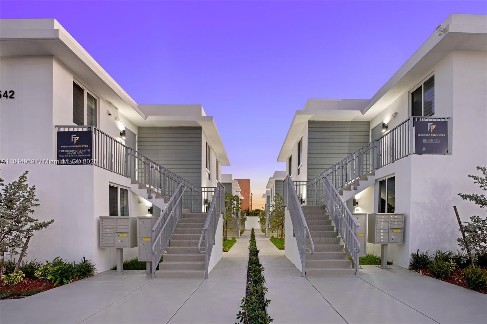 1542 Nw 2nd St 106, Miami, Broward County, Florida - 2 Bedrooms  
2 Bathrooms - 