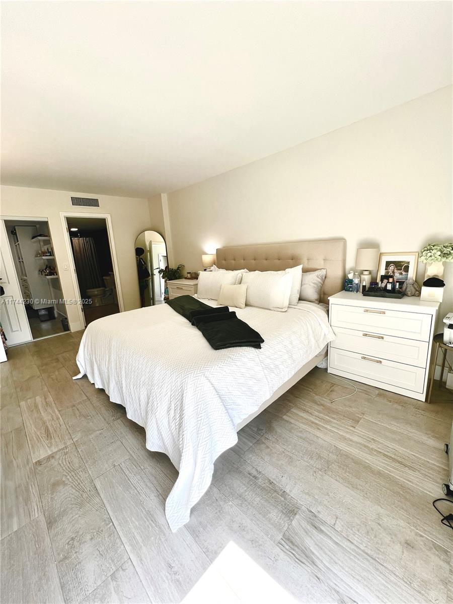 AVENTURA ELDORADO CONDO - Residential