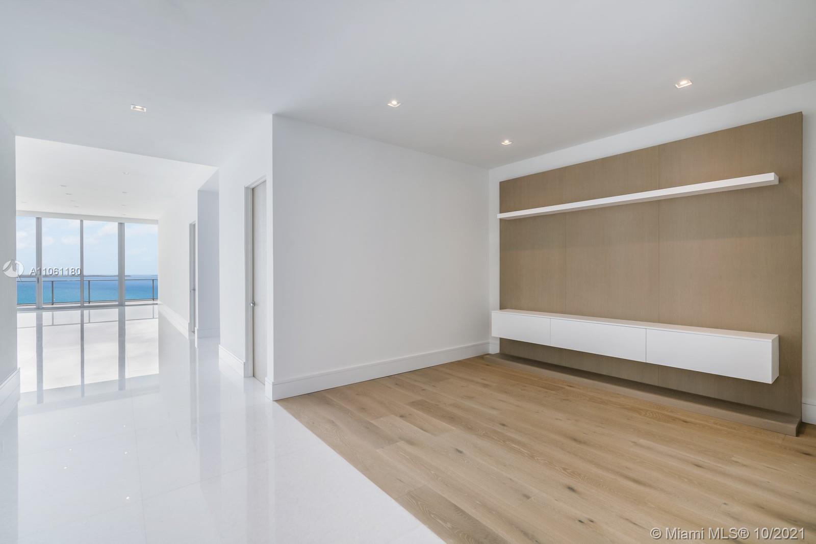 GROVE AT GRANDBAY - Residential