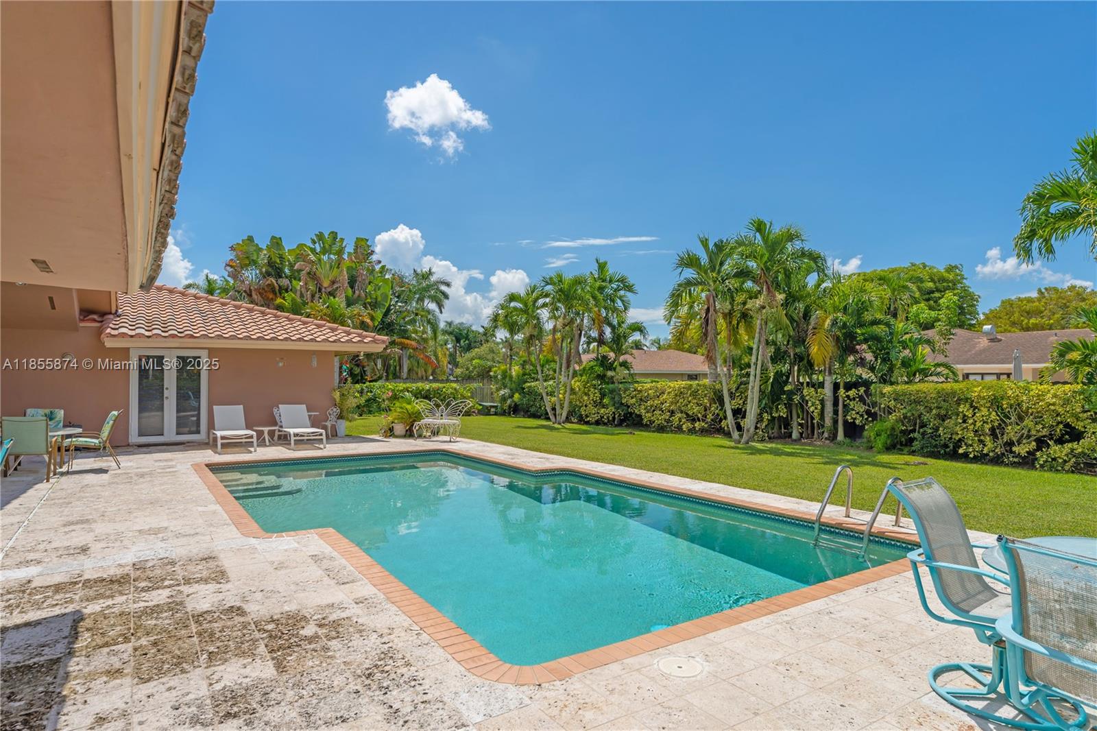 LUSIA R SUB - Residential