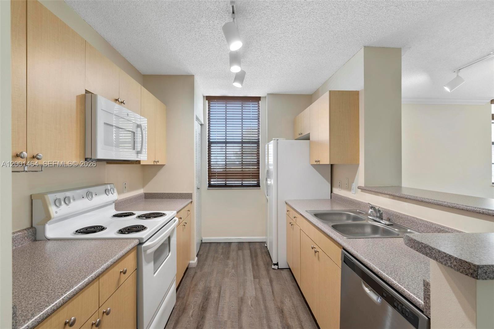 REGENT PARK CONDO - Residential Lease