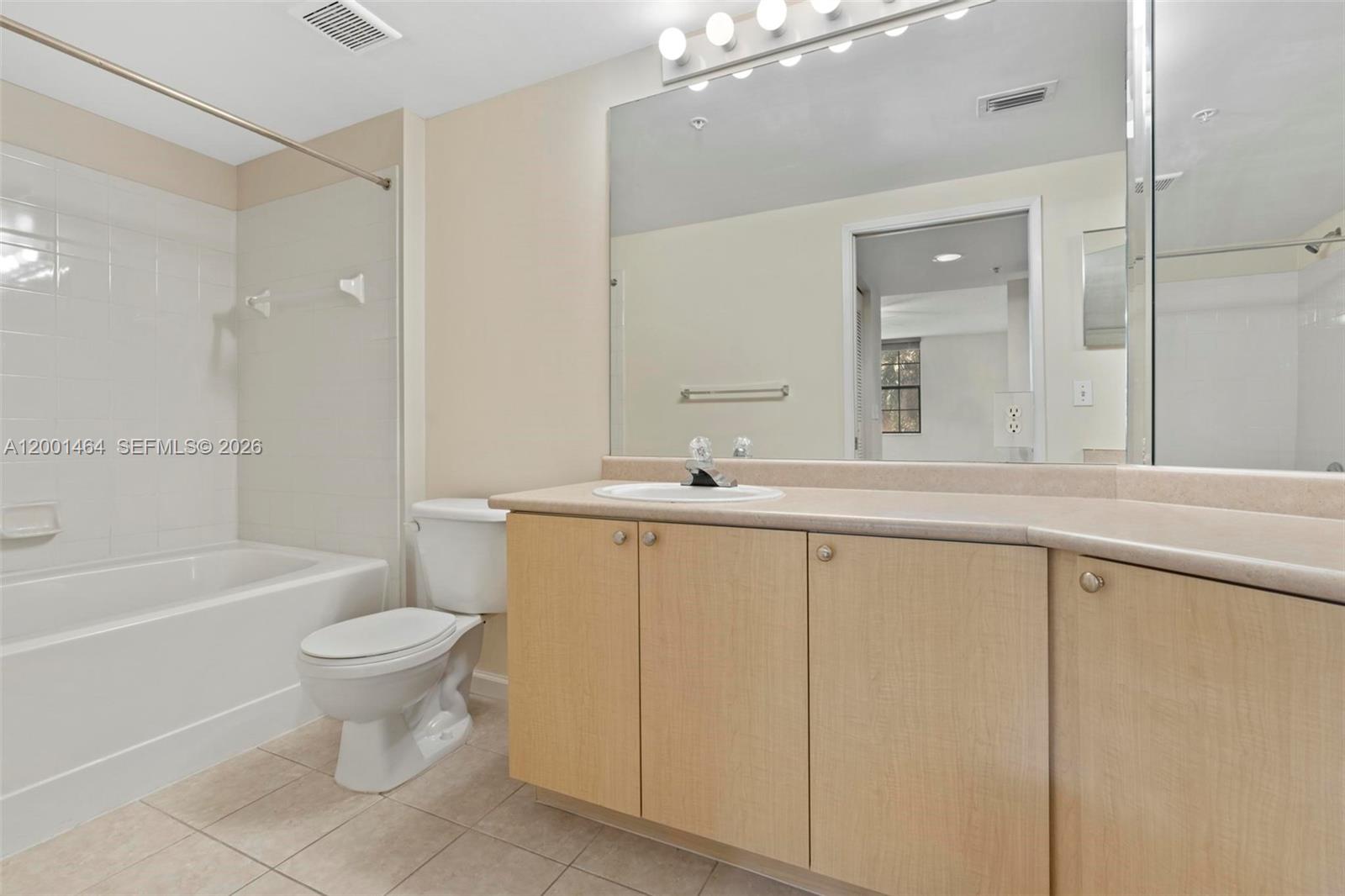 REGENT PARK CONDO - Residential Lease