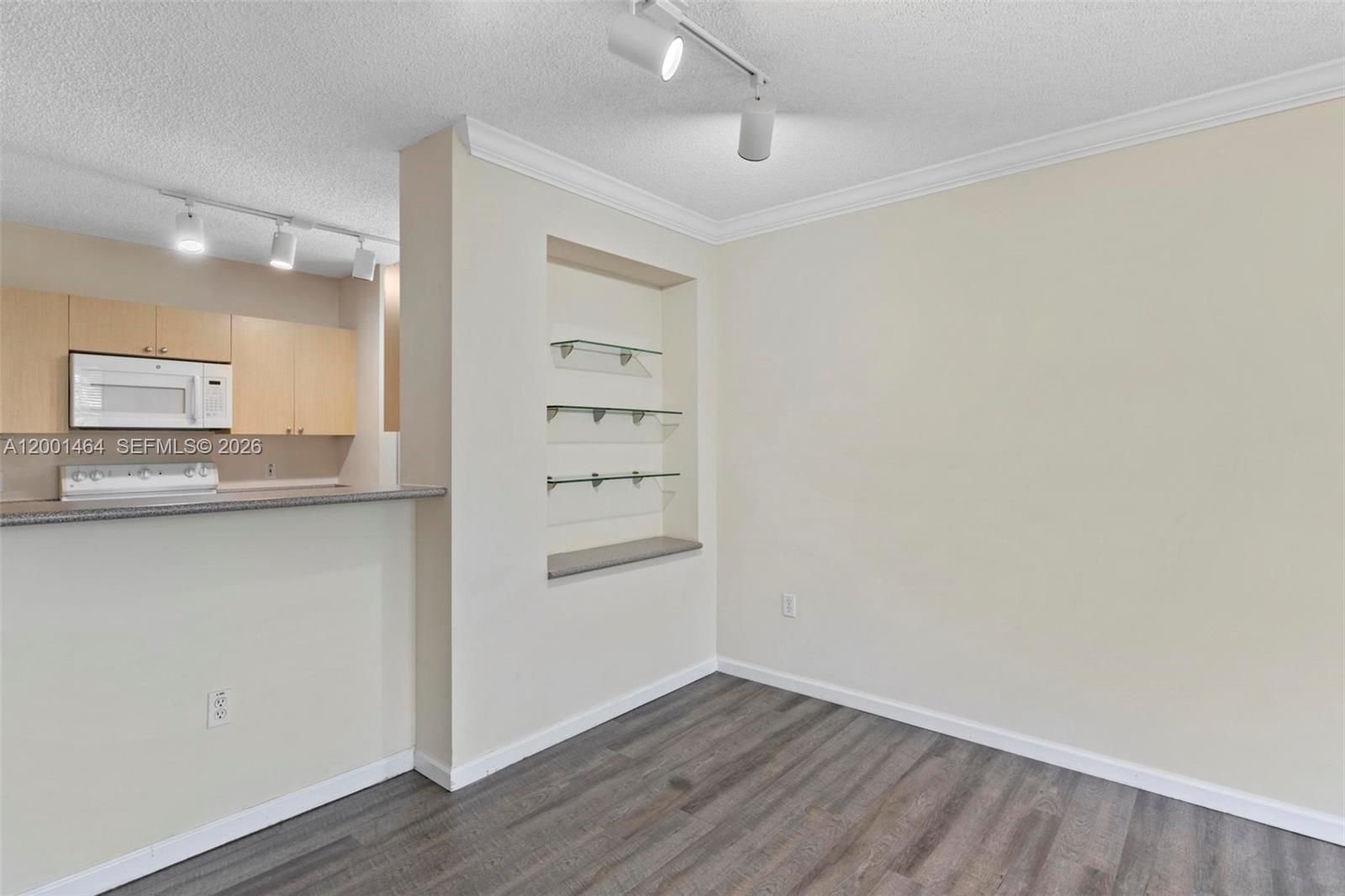 REGENT PARK CONDO - Residential Lease