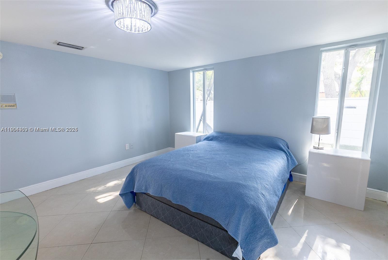 1ST ADDN TO ROYAL OAKS - Residential