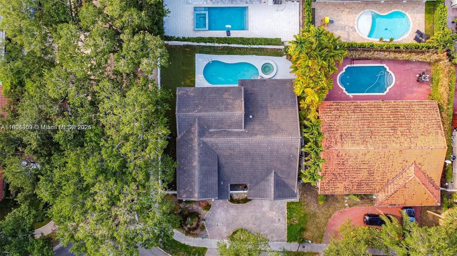 1ST ADDN TO ROYAL OAKS - Residential