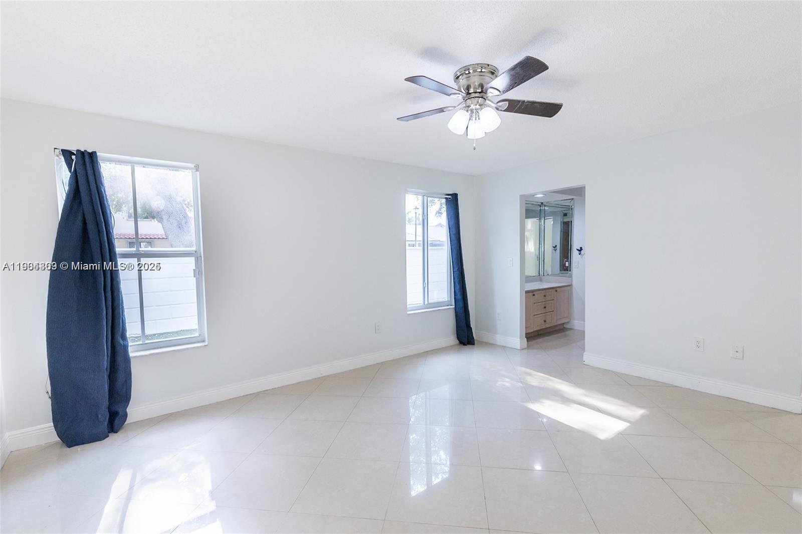 1ST ADDN TO ROYAL OAKS - Residential