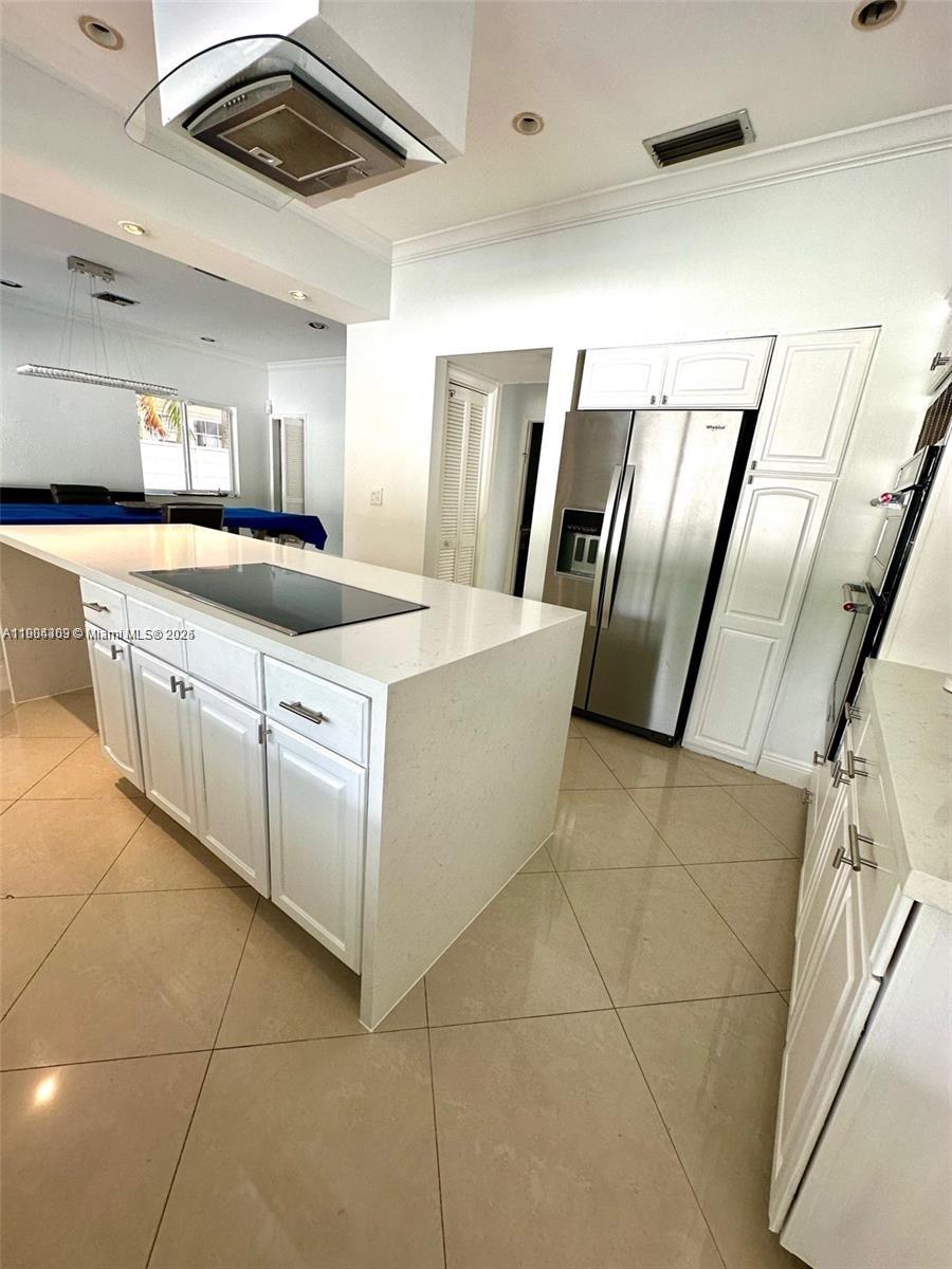 1ST ADDN TO ROYAL OAKS - Residential