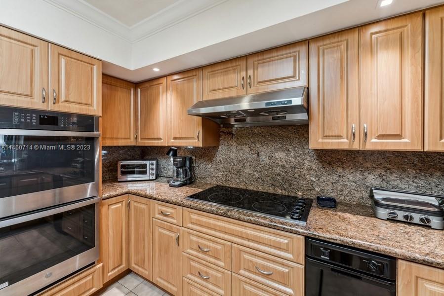 HAMMOCK OAKS HARBOR SEC 2 - Residential