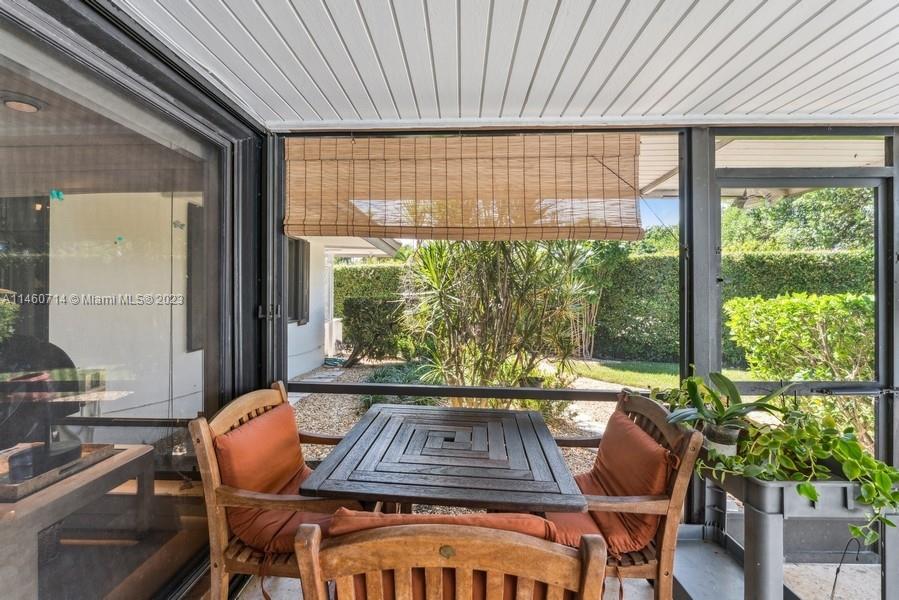 HAMMOCK OAKS HARBOR SEC 2 - Residential