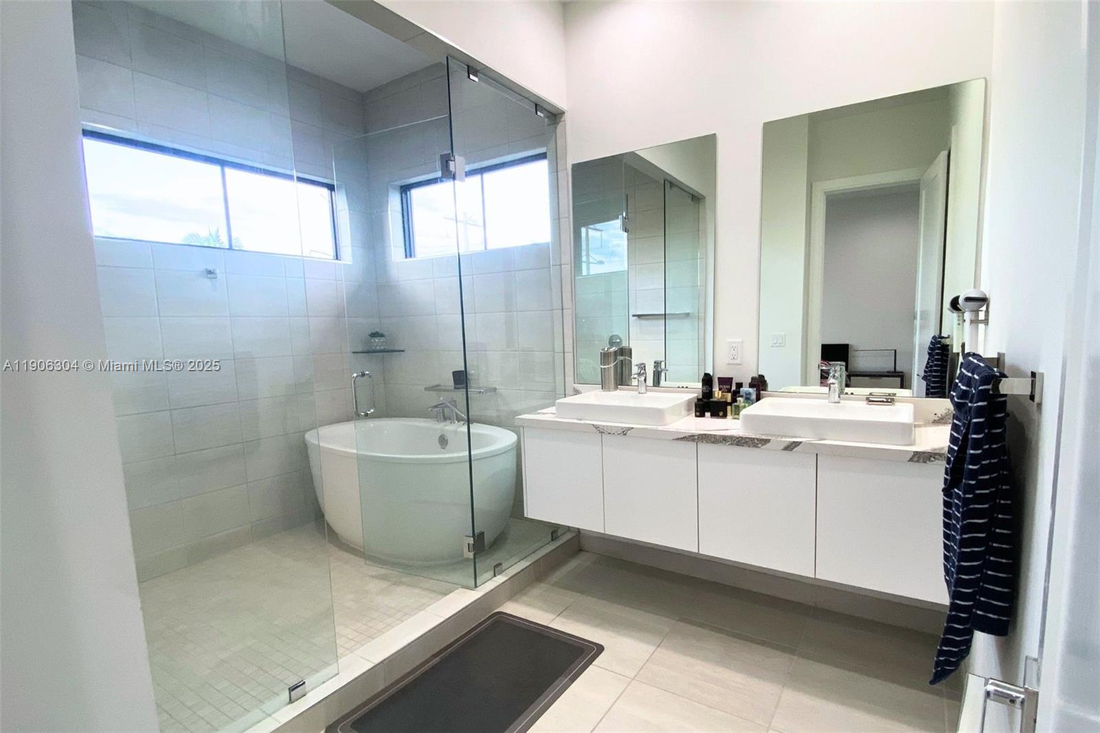 CANARIAS EAST - Residential