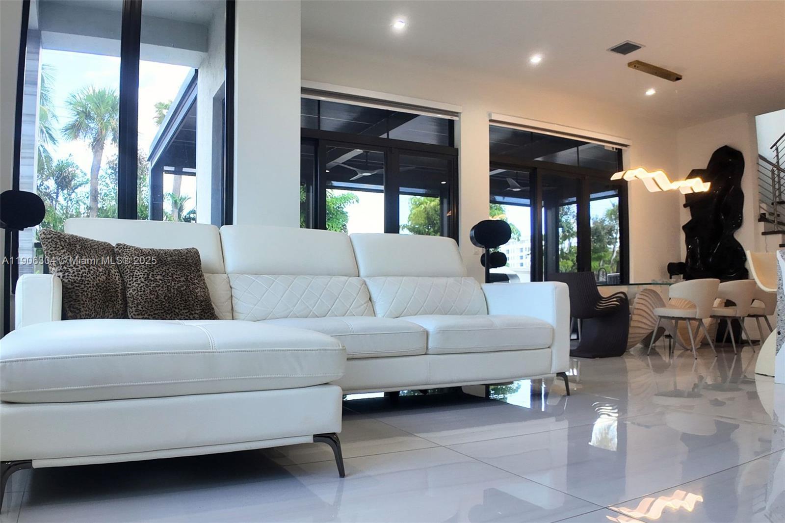 CANARIAS EAST - Residential