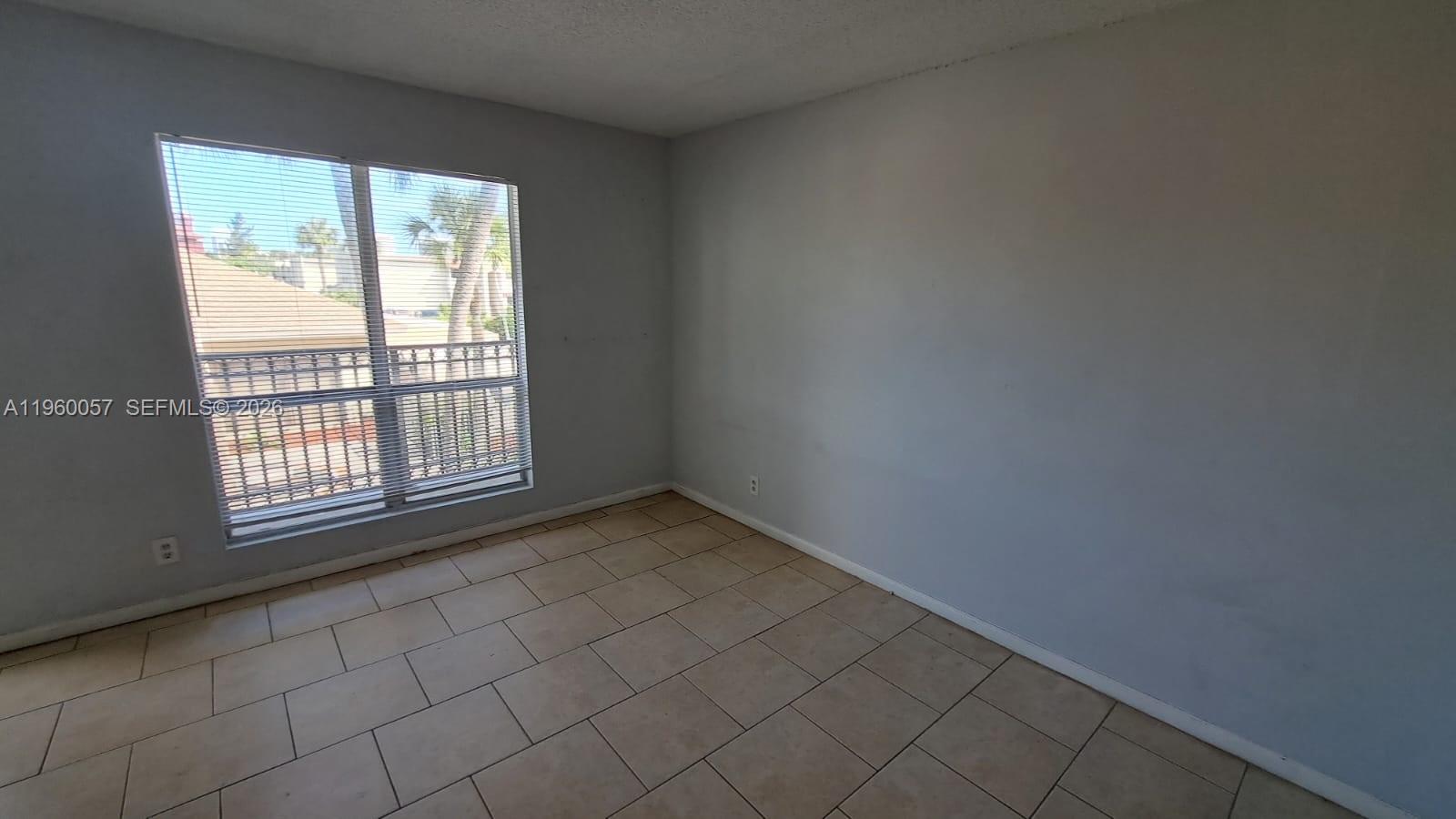 CROSS CREEK CONDO - Residential Lease