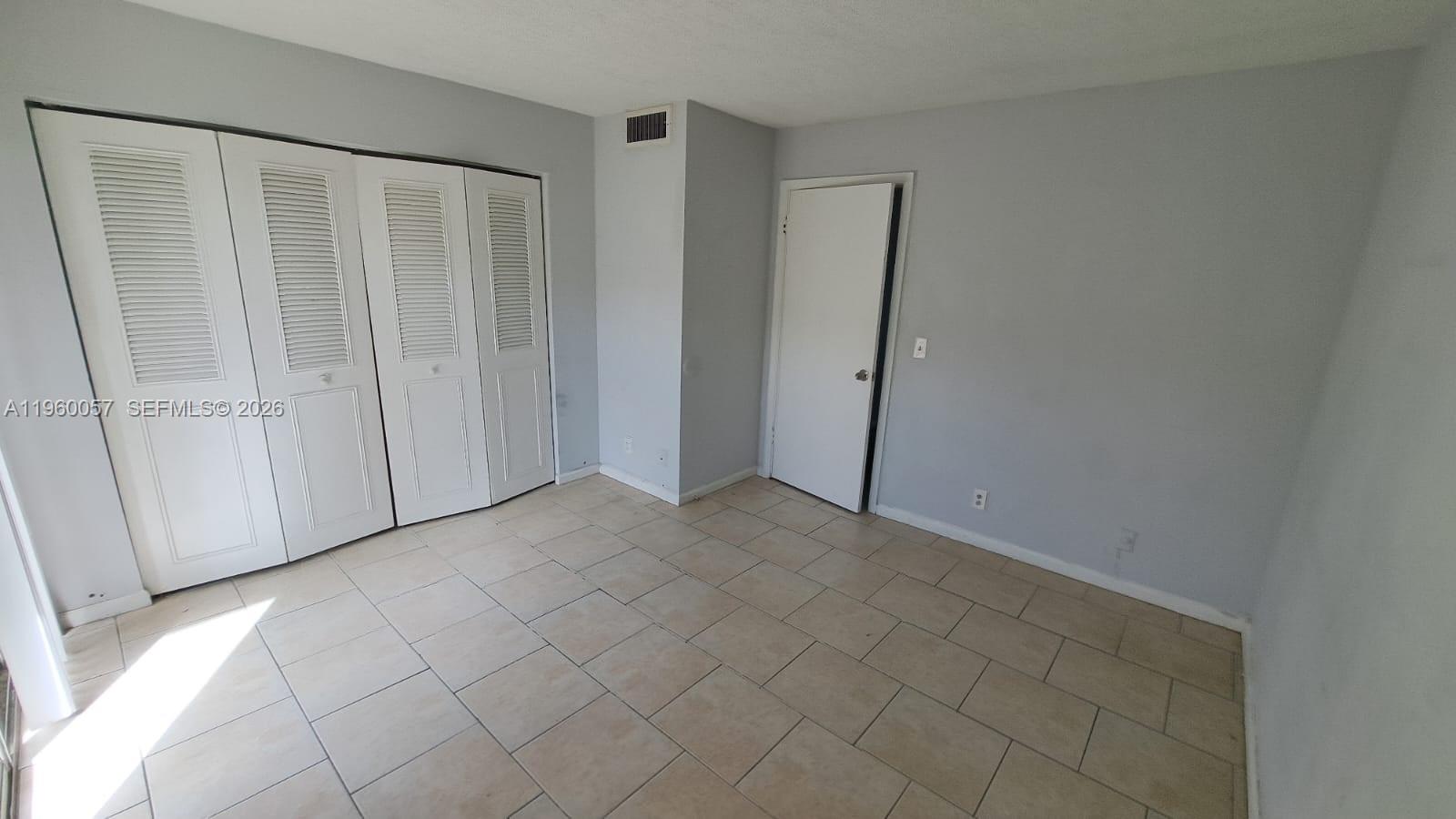 CROSS CREEK CONDO - Residential Lease